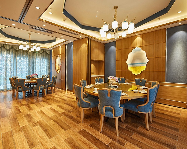 深圳餐厅装修实景图 深圳餐厅装修实景图